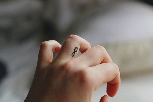 inspiringlife.pt - 27 tatuagens minúsculas tão perfeitas que todos vão gostar