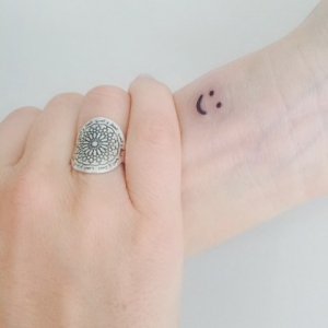 inspiringlife.pt - 27 tatuagens minúsculas tão perfeitas que todos vão gostar