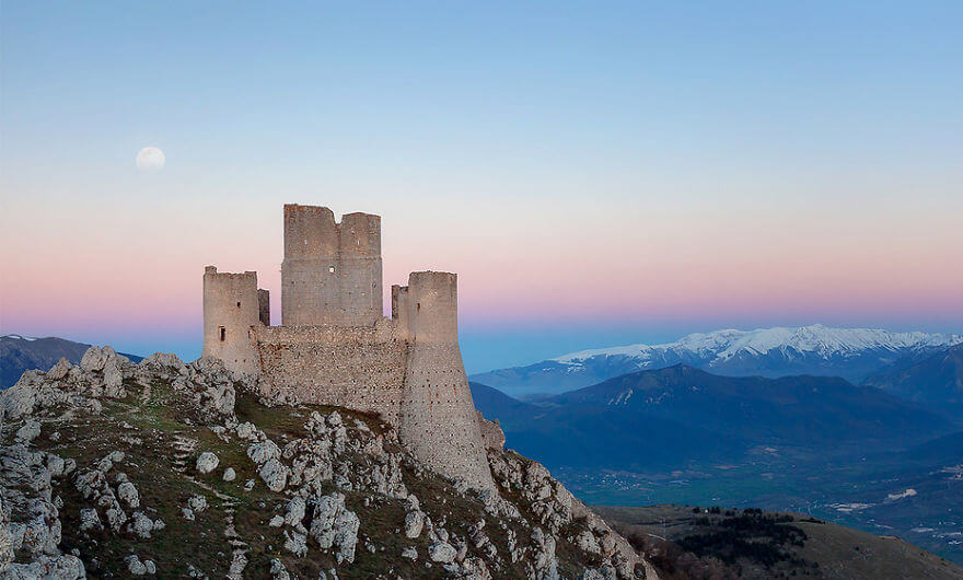 inspiringlife.pt - Itália está a oferecer os seus castelos mais antigos