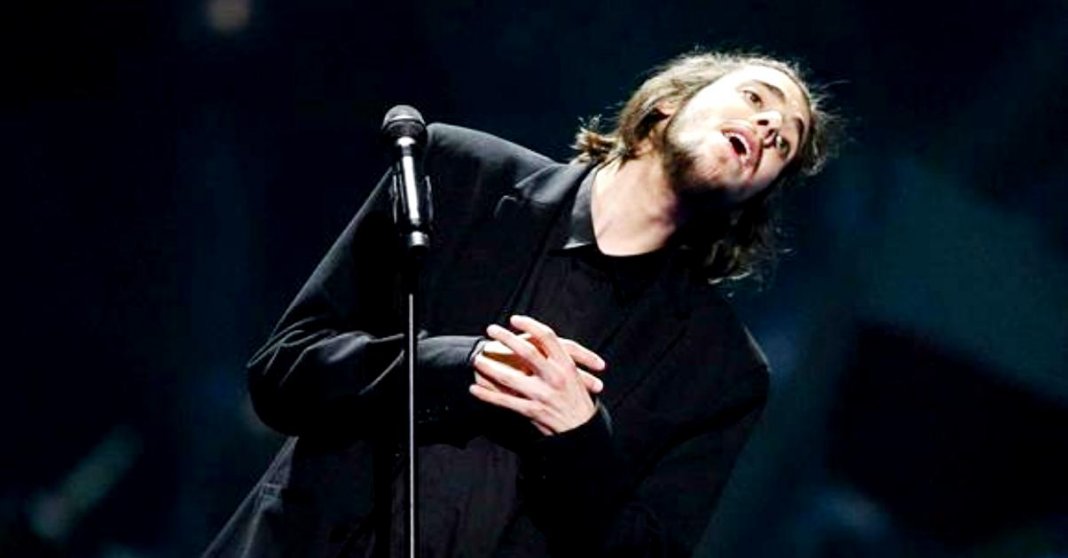 Salvador Sobral coloca Portugal na final do Festival Canção da Eurovisão