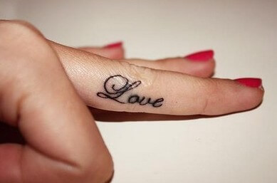 inspiringlife.pt - 16 pequenas tatuagens nas mãos para te inspirares