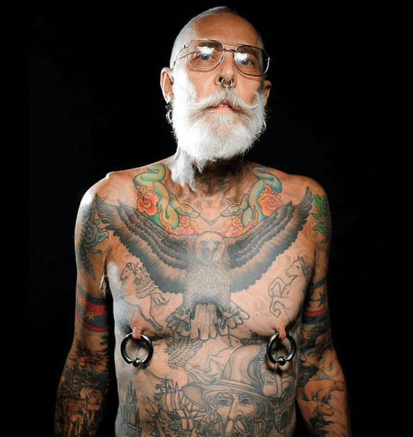 inspiringlife.pt - 23 séniores tatuados que provam que a rebeldia é intemporal