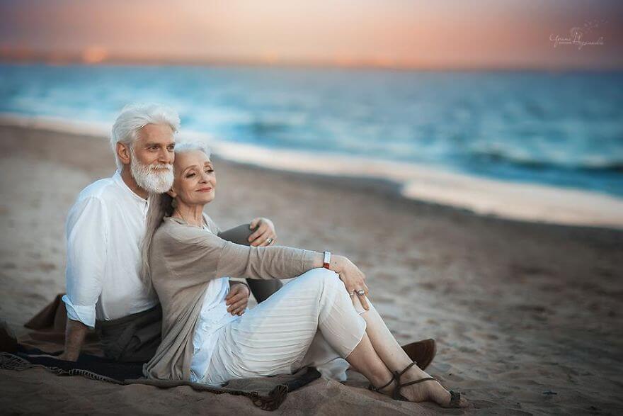 inspiringlife.pt - Casal idoso faz sessão fotográfica que prova que o "amor para sempre" existe