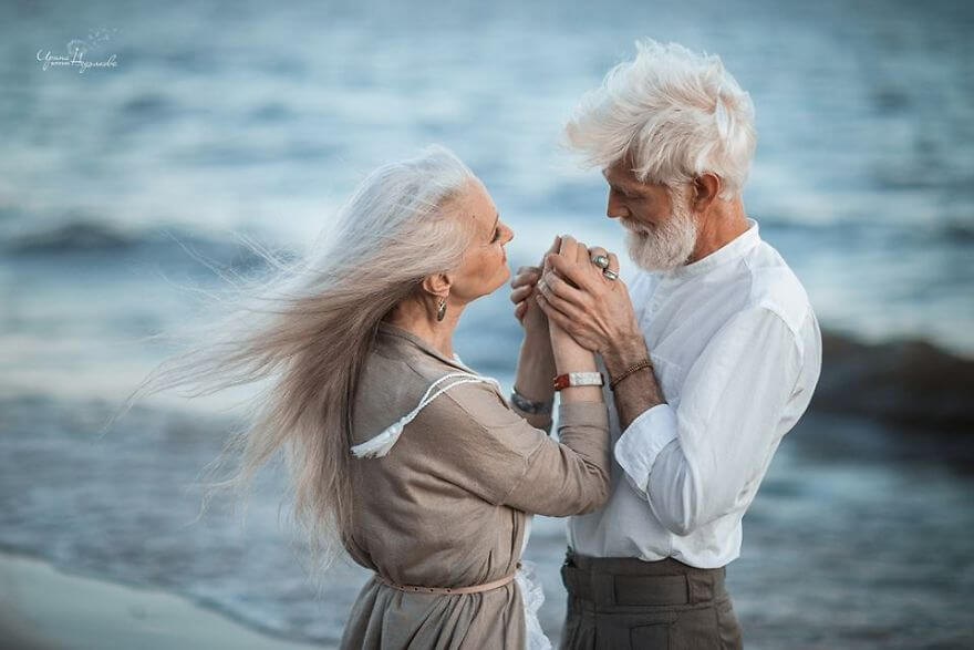 inspiringlife.pt - Casal idoso faz sessão fotográfica que prova que o "amor para sempre" existe