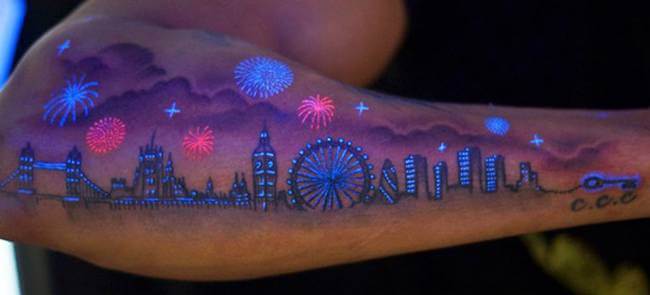 inspiringlife.pt - 23 ideias de tatuagens ultravioletas para modernizares o teu visual