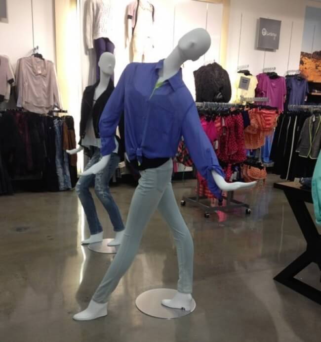 inspiringlife.pt - 23 manequins de lojas tão estranhos que se tornam impossíveis de ignorar