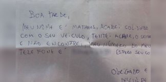 Jovem bate contra Porsche e deixe bilhete surpreendente ao dono do carro