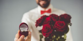 Pedido de casamento incrível e impossível dizer que “não”