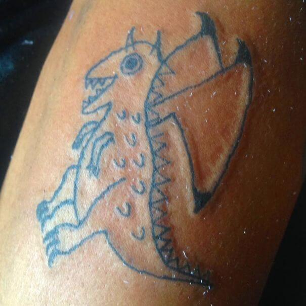 inspiringlife.pt - Tatuadora brasileira torna-se conhecida pelos seus desenhos horríveis