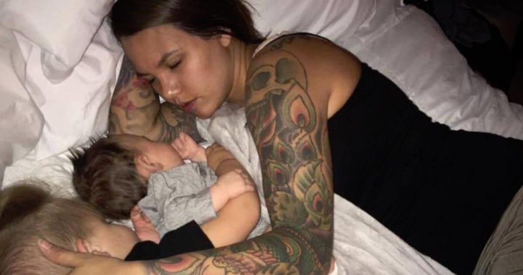 Foto de esposa a dormir com os filhos torna-se viral após ser partilhada pelo marido