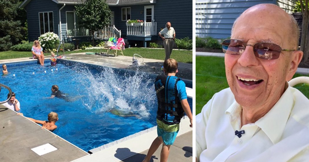 Idoso constrói piscina no quintal para as crianças do bairro após a esposa falecer