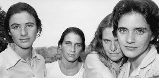 Irmãs tiram fotografia juntas todos os anos durante 40 anos