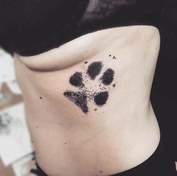 inspiringlife.pt - Tatuagens das patas dos cães de estimação estão a fazer as delícias dos donos de animais