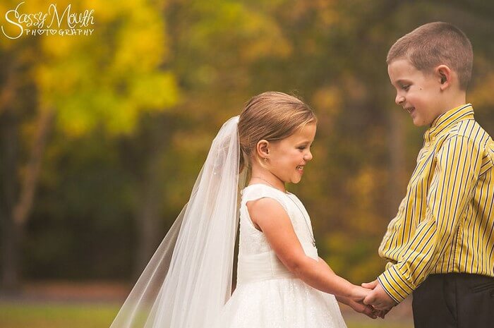 inspiringlife.pt - Menina de 5 anos realiza sonho de "casar" com o seu melhor amigo antes de ser operada ao coração