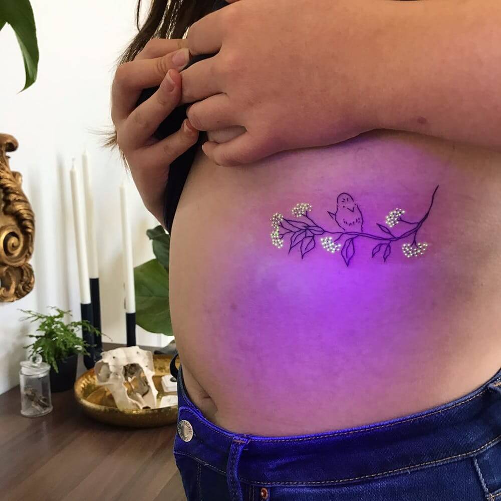 inspiringlife.pt - 17 tatuagens adoráveis que brilham no escuro