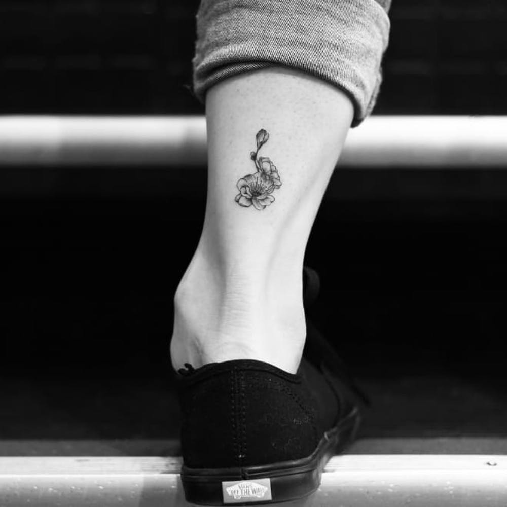 inspiringlife.pt - 14 micro-tatuagens fantásticas para quem não gosta de dar nas vistas