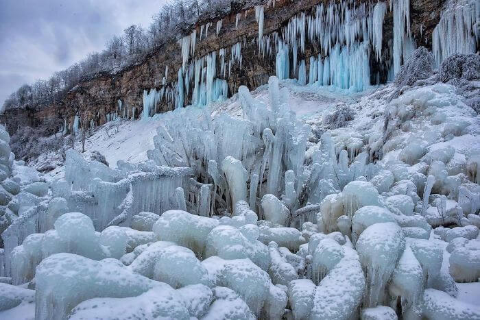 inspiringlife.pt - Frio da América do Norte transforma Cataratas do Niágara em algo absolutamente mágico