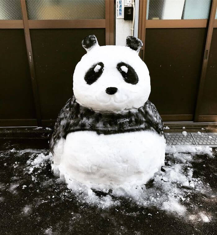 inspiringlife.pt - Japoneses criam verdadeiras obras-de-arte de neve, após intenso nevão atingir Tóquio