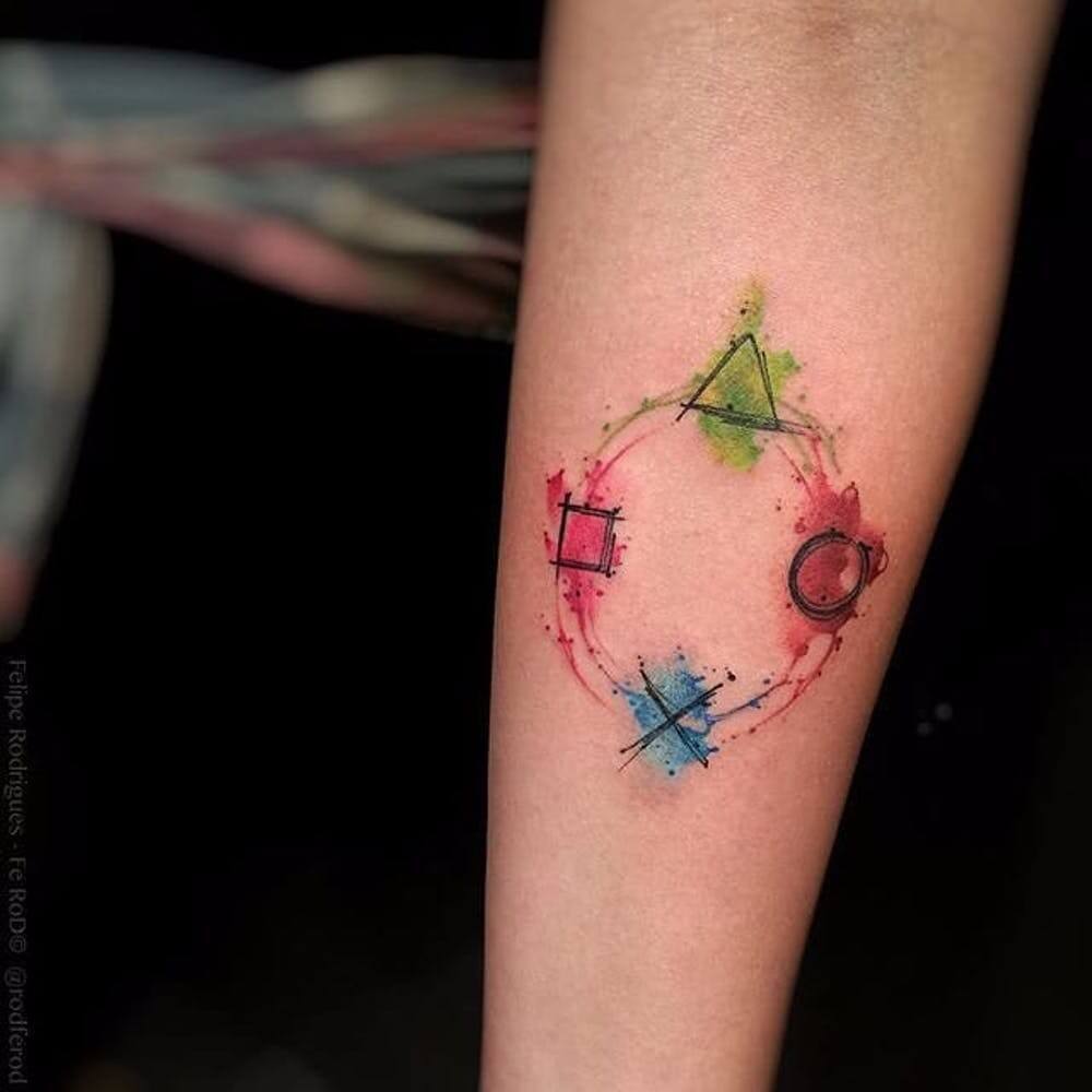 inspiringlife.pt - 22 tatuagens fantásticas para quem não conseguem resistir a um jogo de Playstation