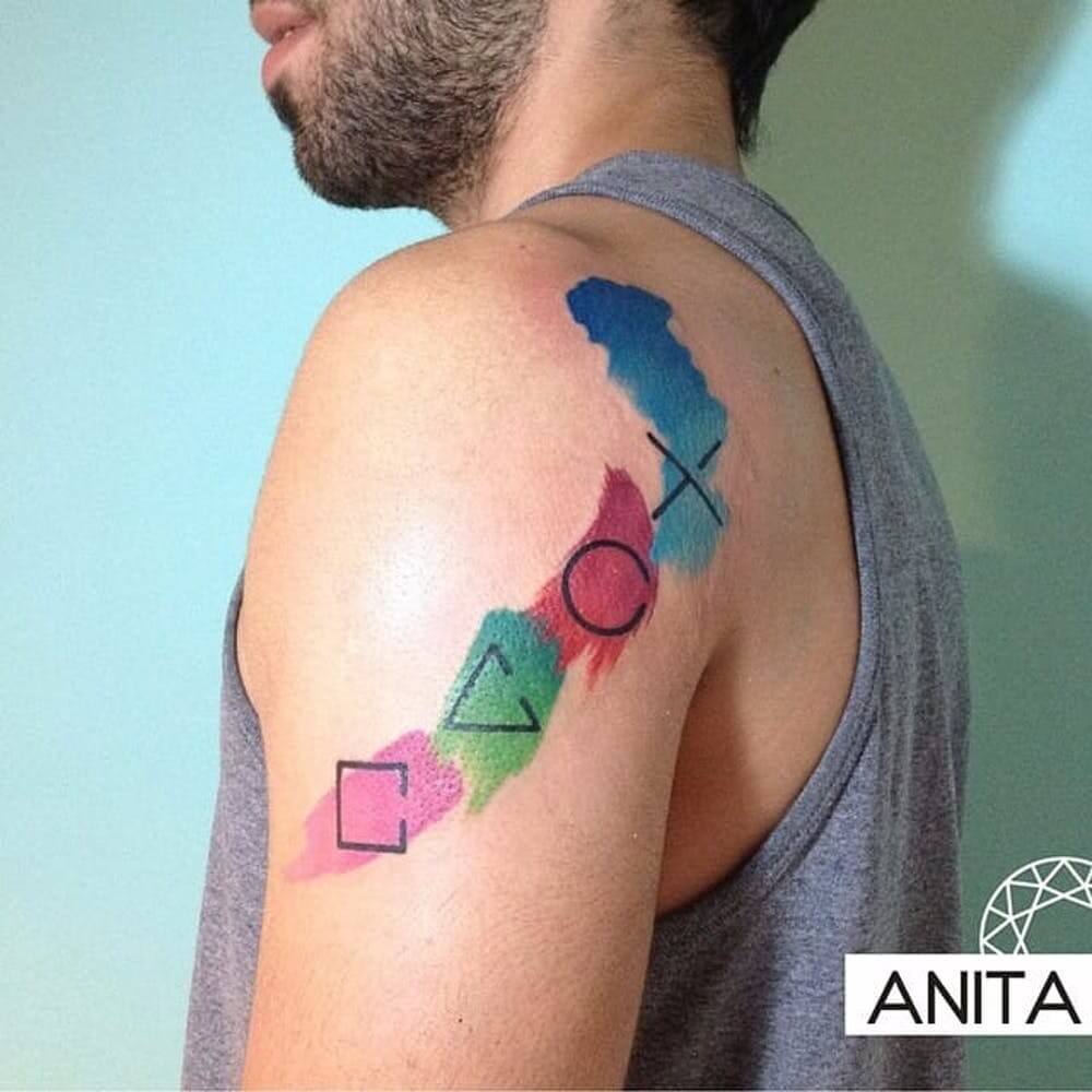 inspiringlife.pt - 22 tatuagens fantásticas para quem não conseguem resistir a um jogo de Playstation