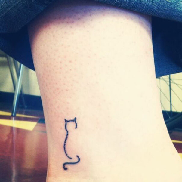 inspiringlife.pt - 24 tatuagens minimalistas para os amantes de gatos