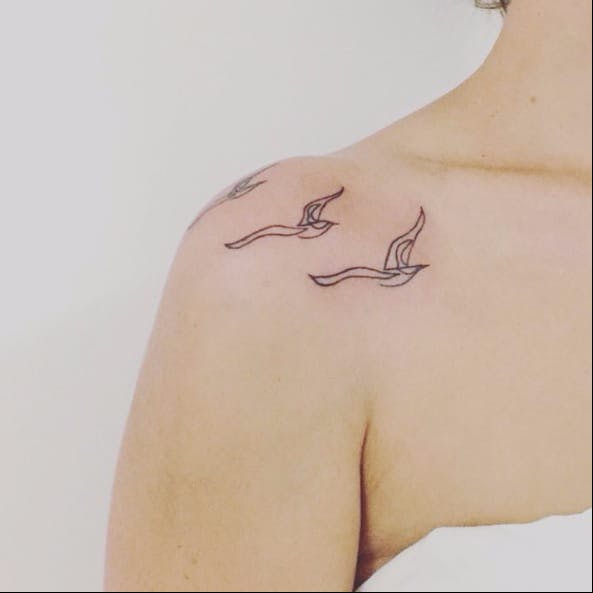 inspiringlife.pt - 19 tatuagens simples de linha única perfeitas para minimalistas