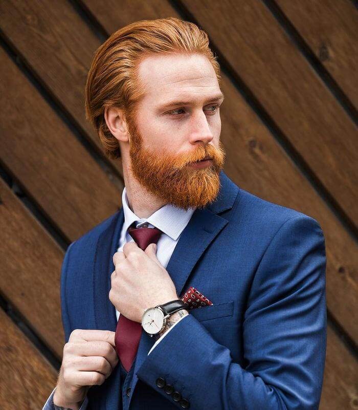 inspiringlife.pt - Barbeiro transforma vida de homem ao aconselhá-lo a deixar crescer a barba