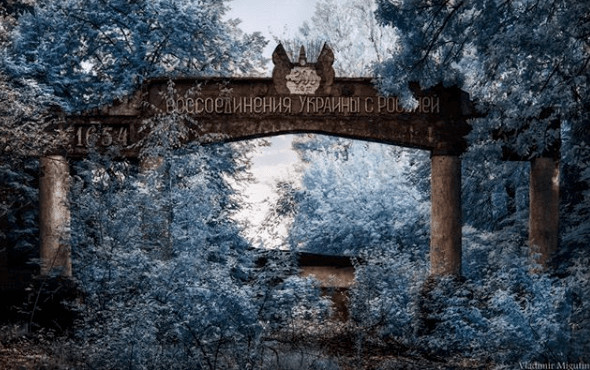 inspiringlife.pt - Chernobil fotografada através de infra-vermelhos torna-se mais assombrada que nunca