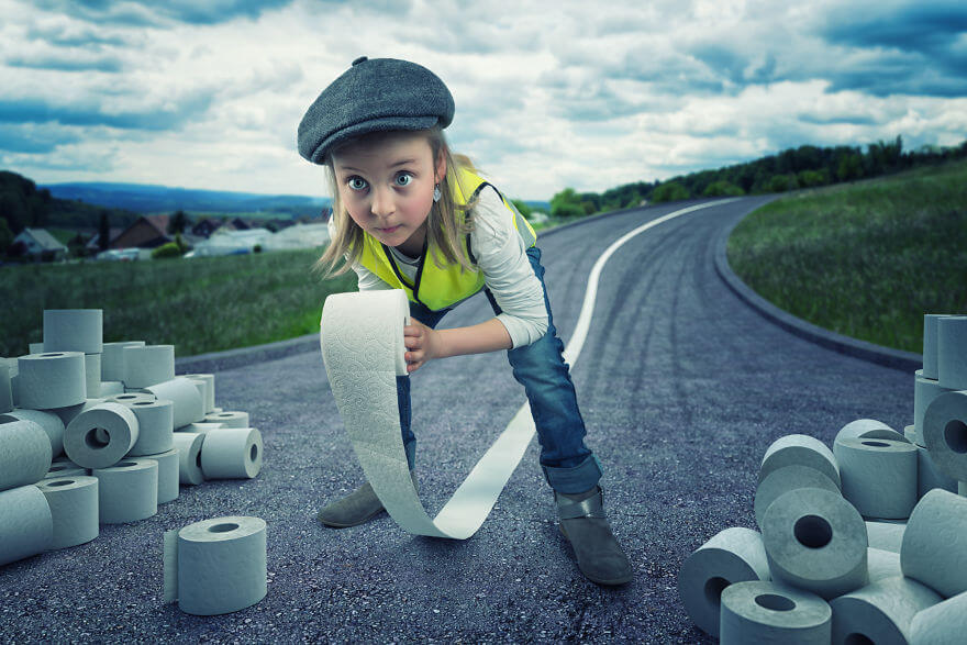 inspiringlife.pt - Fotógrafo "brinca" ao Photoshop com os seus filhos e o resultado não podia ser melhor