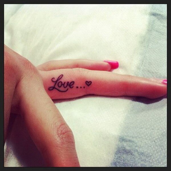 inspiringlife.pt - 29 pequenas e lindas tatuagens para os dedos das mãos