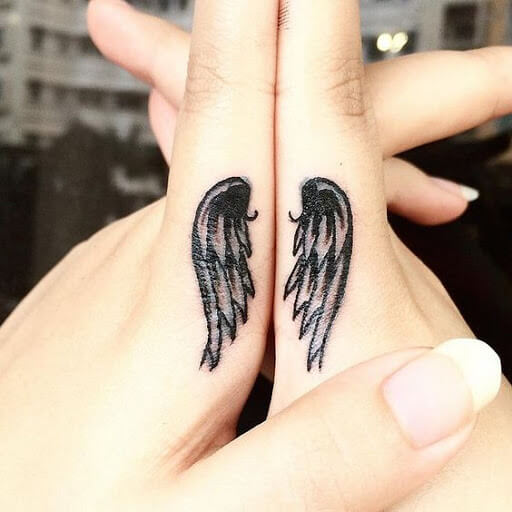 inspiringlife.pt - 29 pequenas e lindas tatuagens para os dedos das mãos