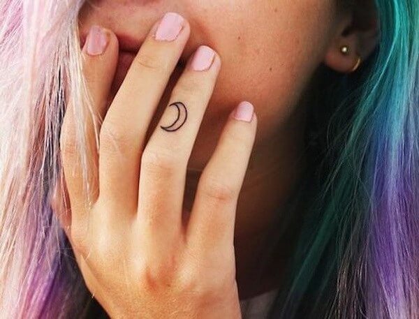 inspiringlife.pt - 29 pequenas e lindas tatuagens para os dedos das mãos