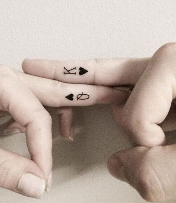 inspiringlife.pt - 29 pequenas e lindas tatuagens para os dedos das mãos