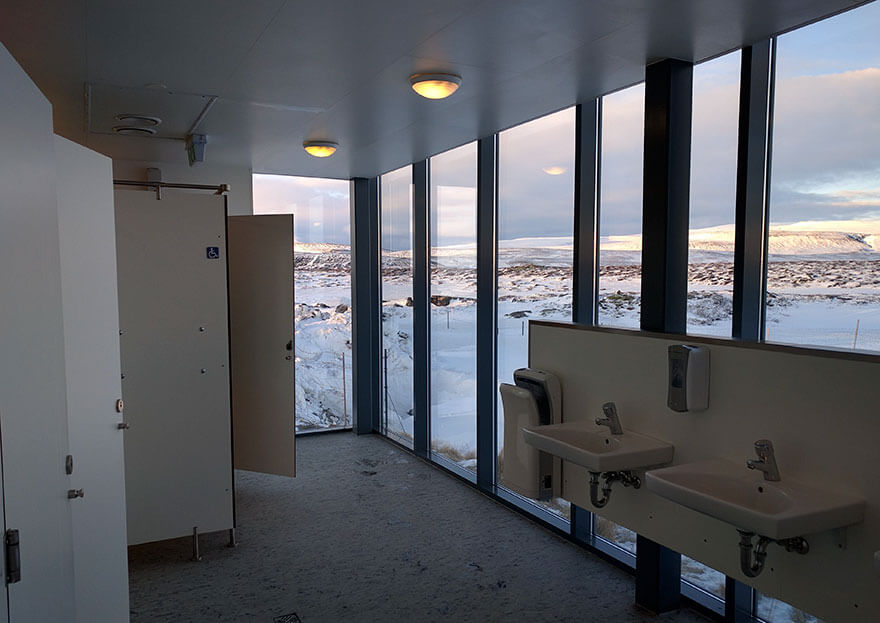 inspiringlife.pt - 21 banheiros com as melhores vistas do Mundo