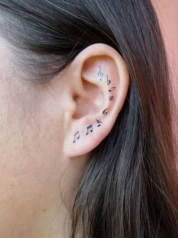 inspiringlife.pt - 22 tatuagens nas orelhas para as mulheres mais discretas