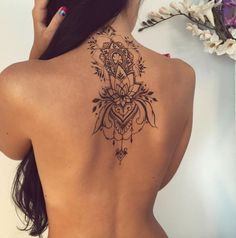 inspiringlife.pt - 17 ideias fantásticas de tatuagens para costas para qualquer mulher