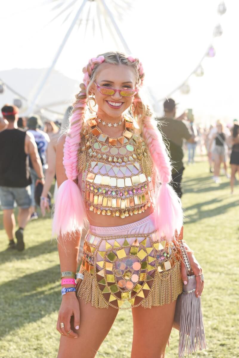 inspiringlife.pt - 37 dos looks mais extravagantes do Festival Coachella 2018