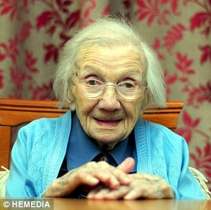 inspiringlife.pt - Mulher com 109 anos afirma que o segredo para uma vida longa é ficar longe dos homens