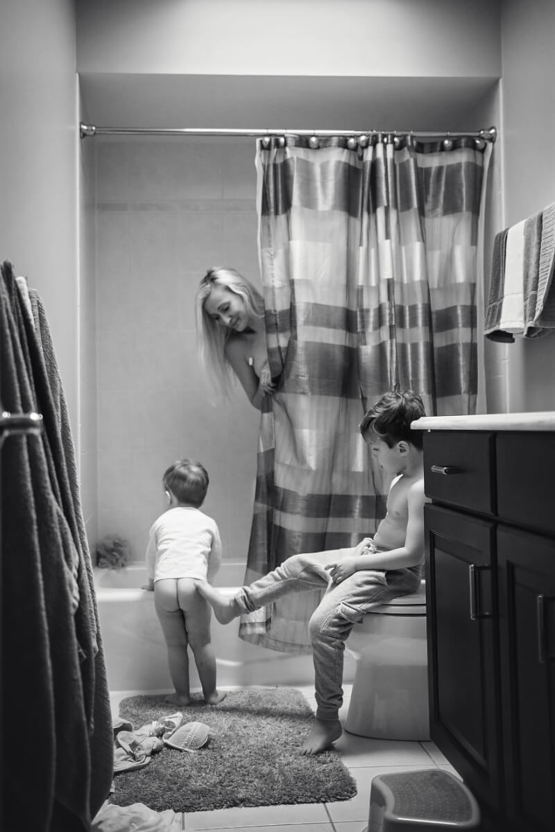 inspiringlife.pt - 19 fotografias brutalmente honestas sobre o que é ser mãe