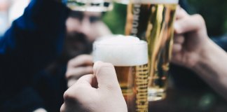 8 benefícios da cerveja para a tua saúde