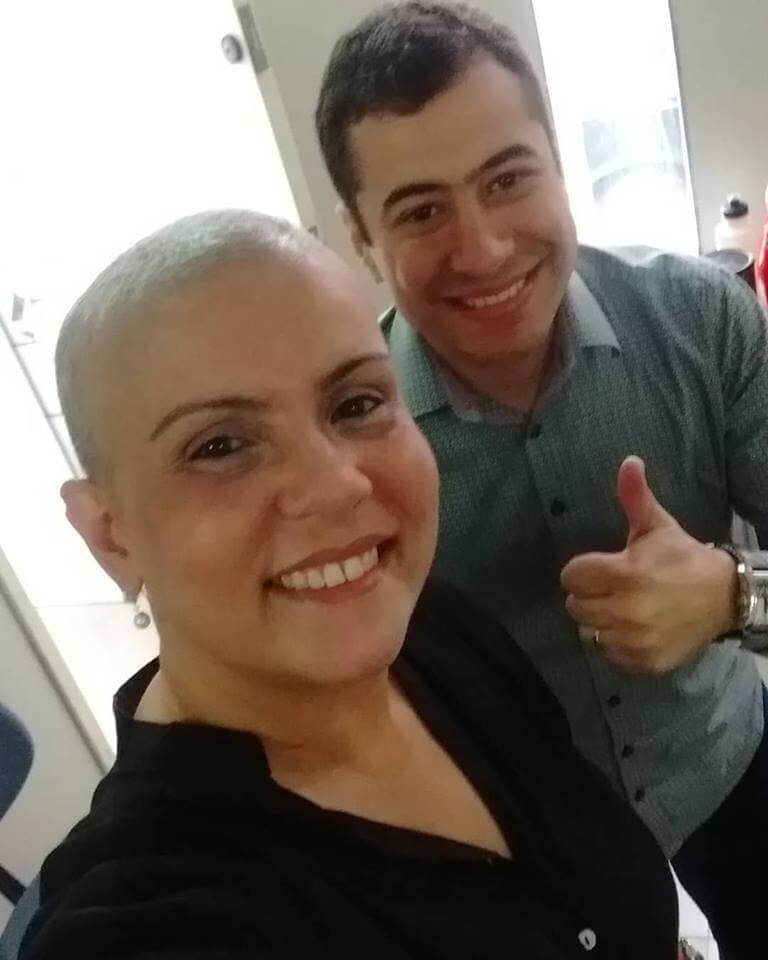 inspiringlife.pt - Mulher com cancro "incurável" torna-se viral ao rejeitar opinião do médico e insistir que ele opere