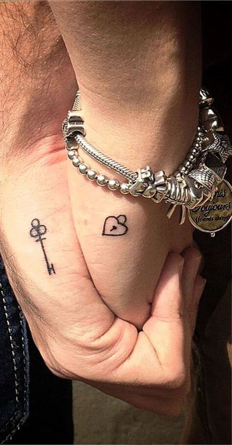 inspiringlife.pt - 17 ideias de tatuagens originais para casais expressarem o seu amor