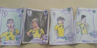 Menino sem possibilidade financeiras cria os seus próprios cromos da Copa do Mundo