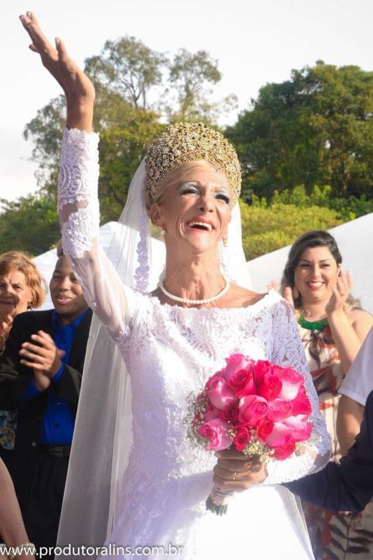 inspiringlife.pt - Casal de catadores realiza o seu sonho e casam na 2ª Parada LGBTQ de Franco da Rocha