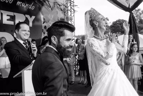 inspiringlife.pt - Casal de catadores realiza o seu sonho e casam na 2ª Parada LGBTQ de Franco da Rocha