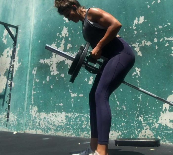 mulher-treina-arduamente-durante-3-anos-e-a-sua-transformacao-e-incrivel12