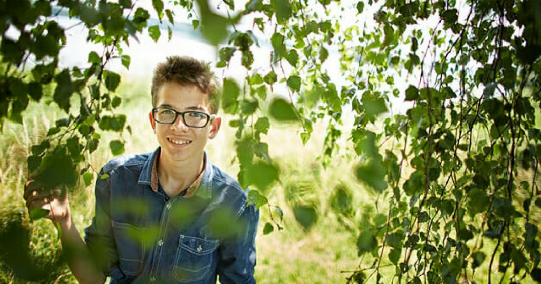 Com apenas 12 anos, jovem já tinha plantado 1 milhão de árvores