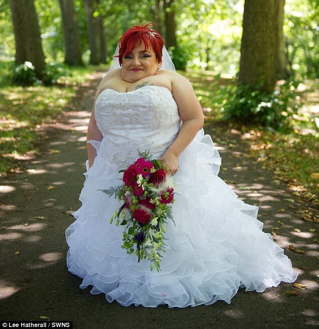 inspiringlife.pt - "Boneca da vida real" morre 4 anos após casar com amor da sua vida