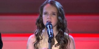 Menina de 9 anos surpreende em concurso de talentos ao cantar ópera