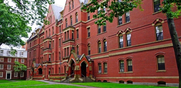 inspiringlife.pt - Harvard impede entrada de alunos que postaram coisas obscenas e racistas no Facebook